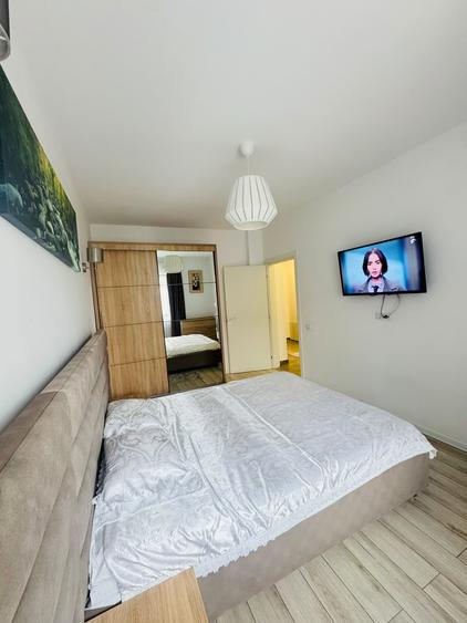 Apartament cu 2 camere decomandat în Politehnica