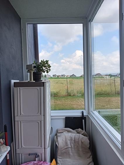 Apartament cu 2 camere decomandat în Sânpetru