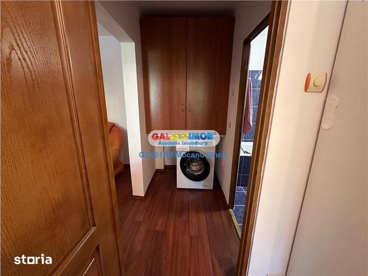 Apartament cu 3 camere semidecomandat, mobilat în Mihai Bravu