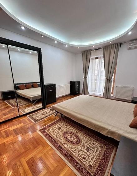 Apartament cu 3 camere semidecomandat, mobilat în Herăstrău