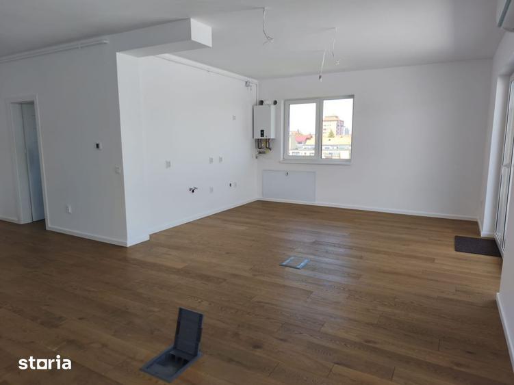 Apartament cu 4 camere în Șelimbăr