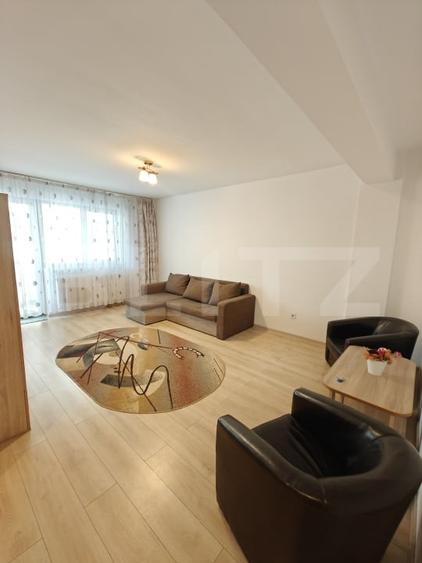Apartament cu 2 camere decomandat, mobilat în Trivale
