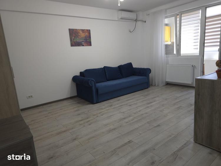 Apartament cu 2 camere decomandat în Roșu
