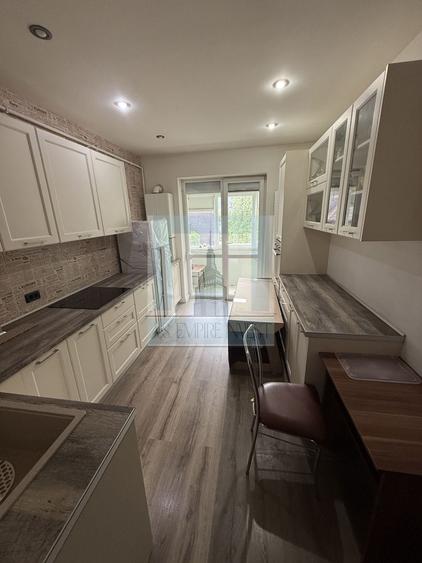 Apartament cu 2 camere decomandat, mobilat în Centrul Civic