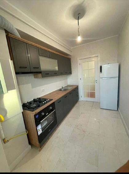 Apartament de inchiriat . - 5