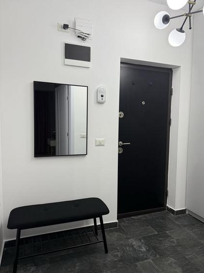 Garsonieră decomandată în Central