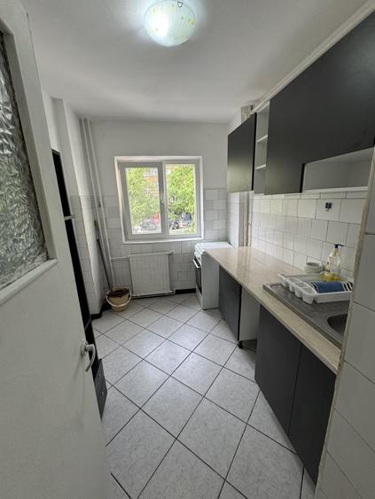 Apartament cu 2 camere semidecomandat în Republicii