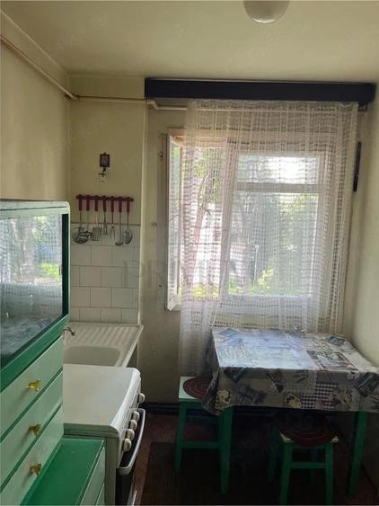 Apartament cu 3 camere semidecomandat în Șagului