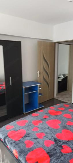Proprietar inchiriez apartament 2 camere Pacurari - 2