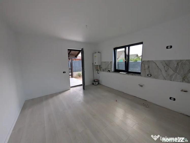 Casă cu 4 camere cu Teren 400 Mp în Hemeiuș