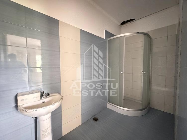 Casă cu Teren 1100 Mp în Fărcădin