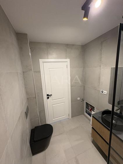 Apartament cu 2 camere semidecomandat în Sânnicoară