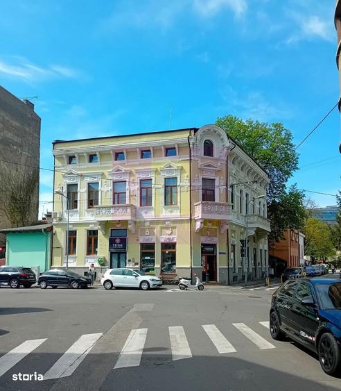Casă cu 4 camere în Central