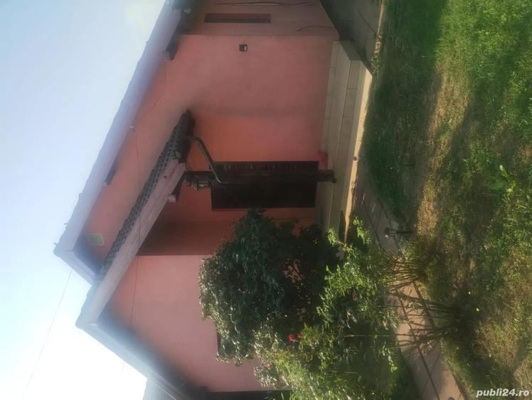Casă cu 3 camere în Hitiaș