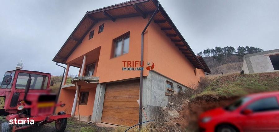 Casă cu 4 camere în Pâclișa