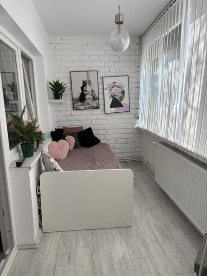 Apartament cu 2 camere decomandat în Medicină