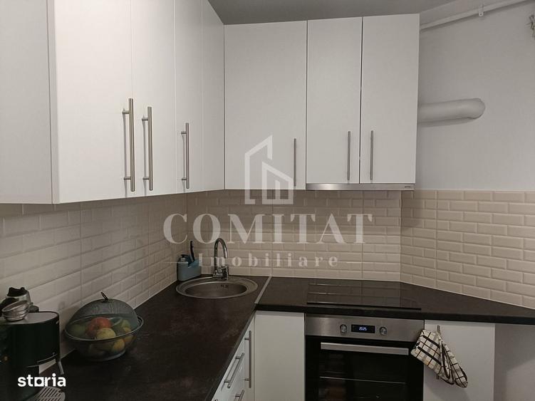 Apartament cu 3 camere semidecomandat în Apahida