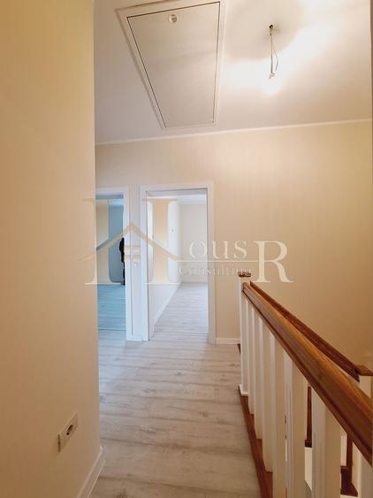 Duplex cu 4 camere cu Canalizare în Girocului
