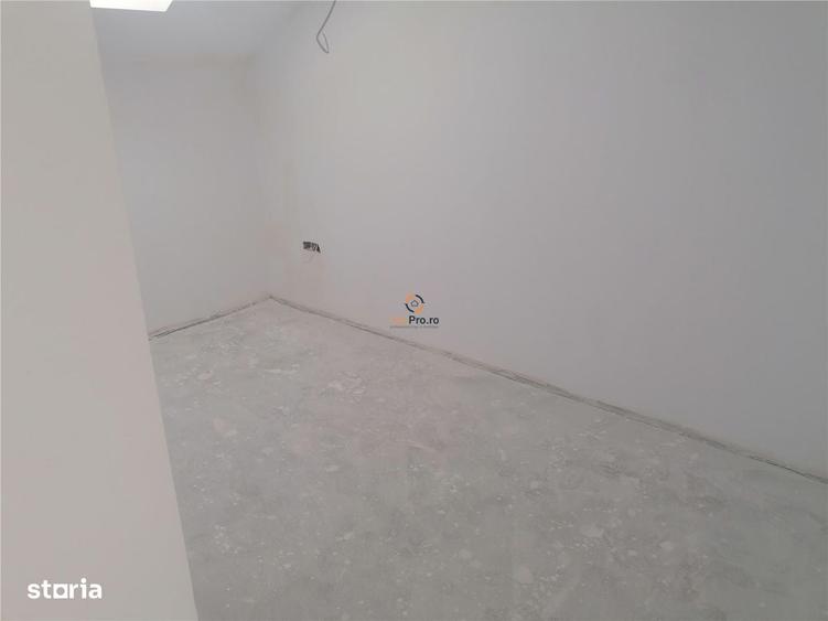 Casă cu 4 camere în Sânandrei