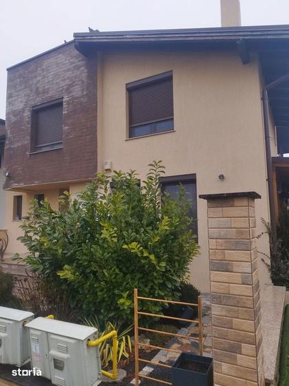 Casă cu 4 camere cu Teren 500 Mp în Făget