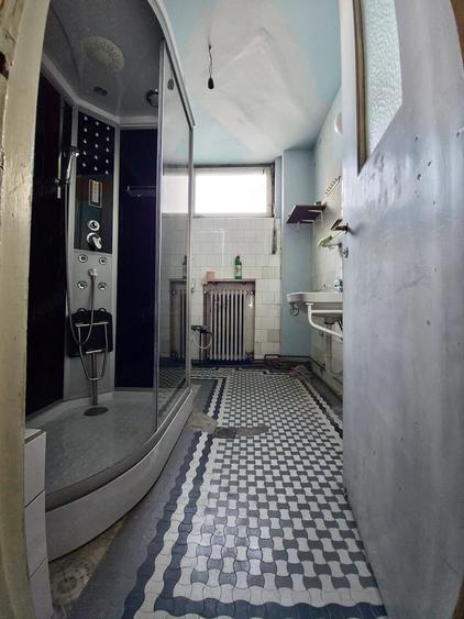 Apartament cu 4 camere decomandat în Universitate