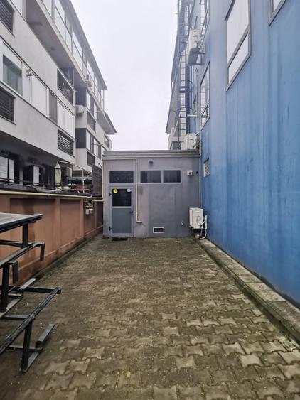 Spațiu comercial, de 222 mp, în Jiului