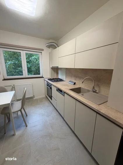 Apartament cu 2 camere decomandat în Lizeanu