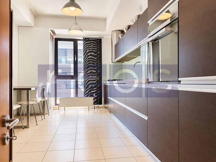 Apartament cu 4 camere decomandat, mobilat în Străulești
