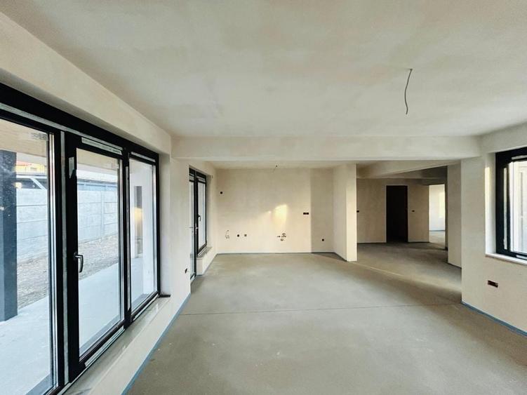 Casă cu 3 camere în Betfia