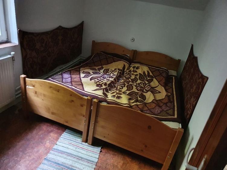 Casă cu 4 camere în Rădești
