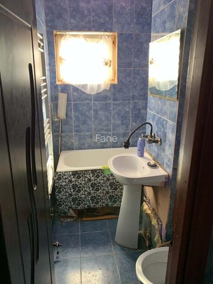 Dau sau schimb apartament cu casa