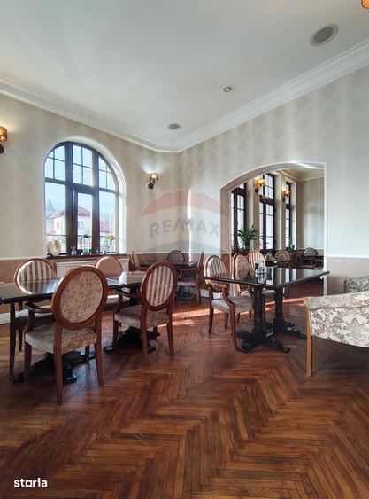 Proprietate speciala, doua vile de patrimoniu restaurate integral - 1