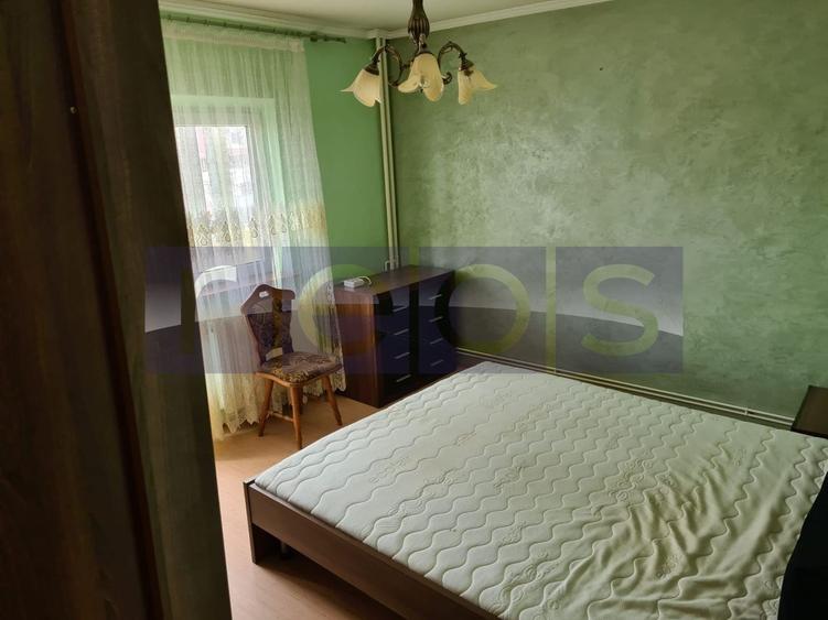 Apartament cu 3 camere decomandat, mobilat în Vitan Mall