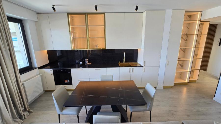Apartament cu 2 camere semidecomandat, mobilat în Pipera