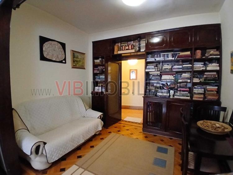 Apartament cu 3 camere circular în Universitate