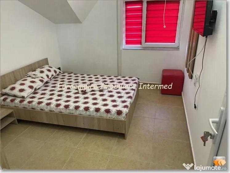 Casă cu 7 camere cu Teren 190 Mp în Central