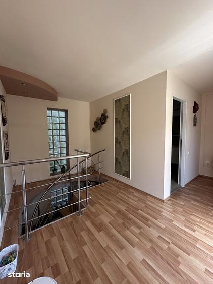 Casă cu 3 camere cu Teren 484 Mp în Cantacuzino