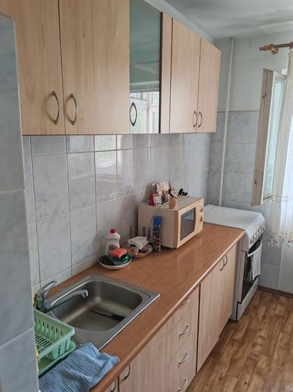 Apartament cu 3 camere decomandat în Dristor