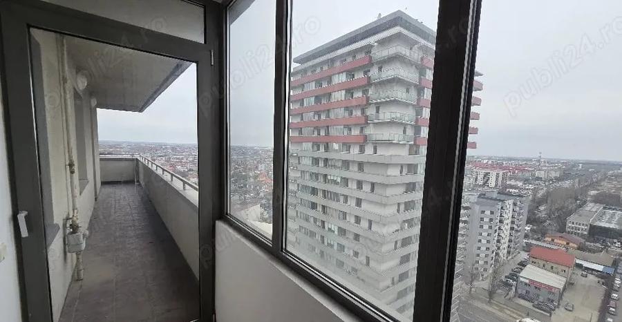 Apartament cu 3 camere decomandat în Berceni