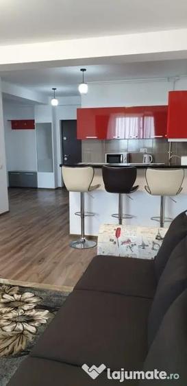 Apartament cu 2 camere decomandat, mobilat în Mamaia-Sat