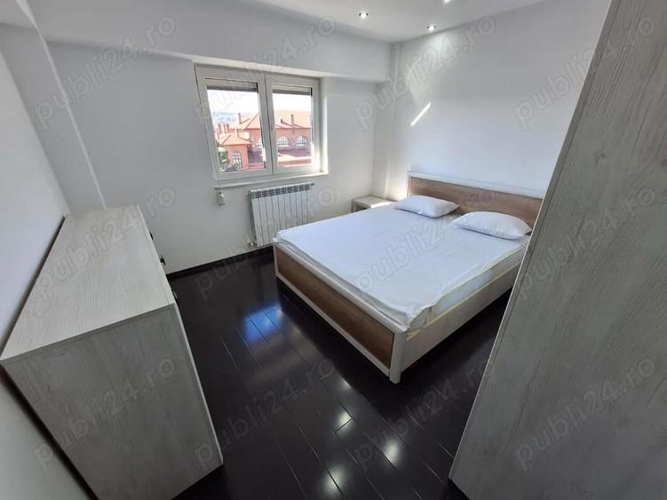 Apartament cu 4 camere decomandat în Burdujeni
