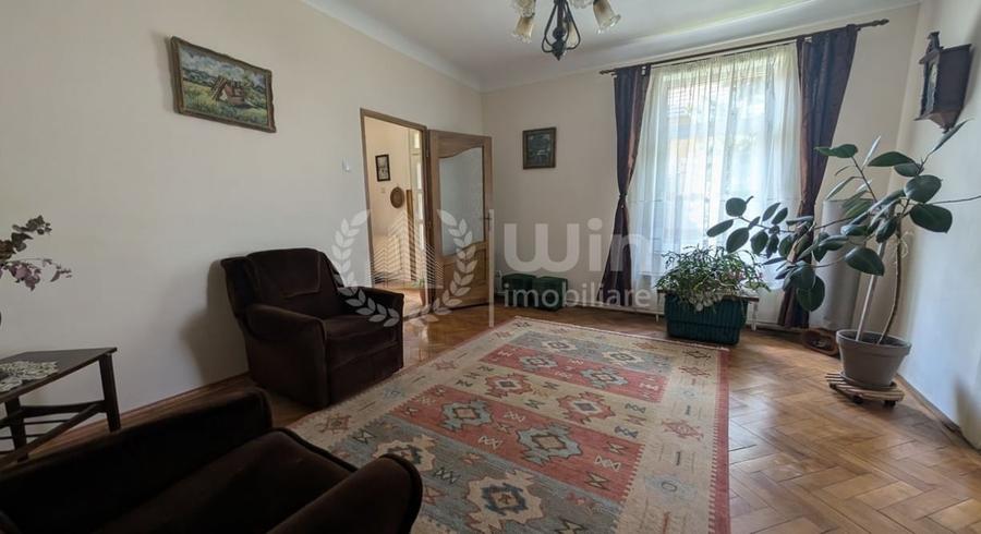 Casă individuală cu 5 camere cu Canalizare în Gheorgheni