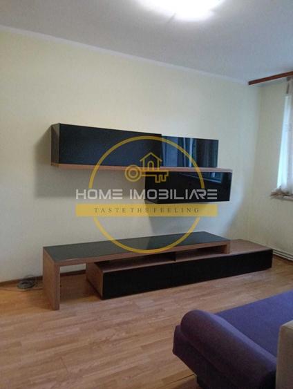 Apartament cu 2 camere semidecomandat, mobilat în Central