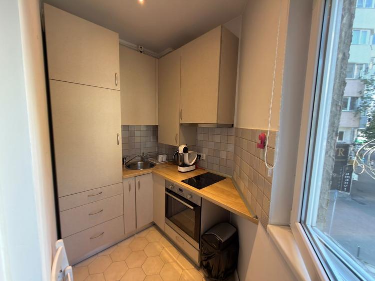 Garsoniera | Dorobanti | Complet utilată | Centrala proprie | 7' metrou - 3