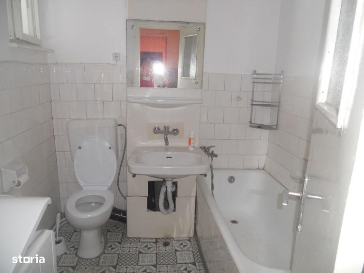 Apartament cu 4 camere în Central