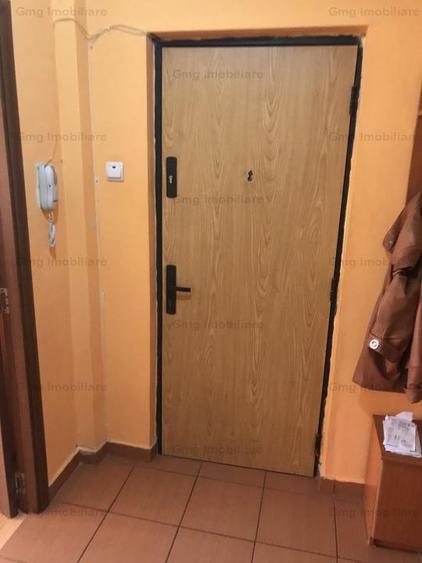 Garsonieră decomandată, mobilată în Obor