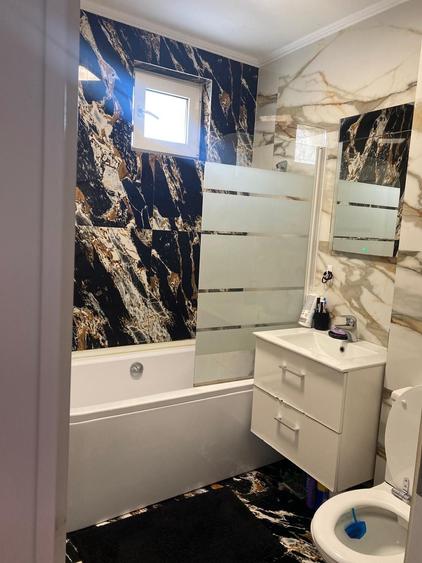 Apartament cu 2 camere semidecomandat în Cuza Vodă