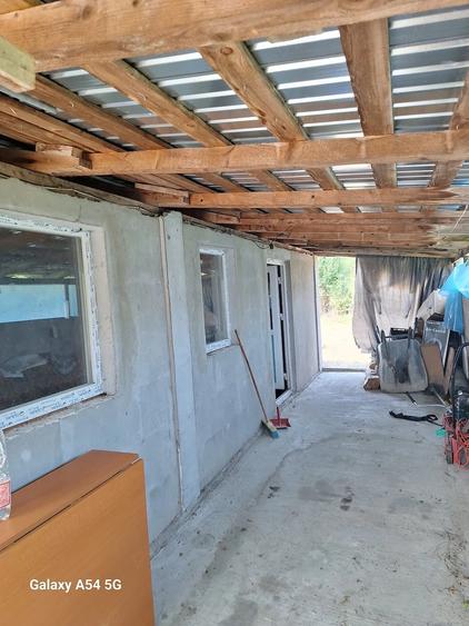 Casă cu 3 camere cu Teren 2257 Mp în Bărăști