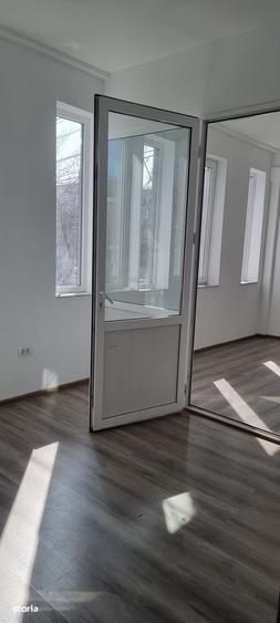 Spațiu comercial, de 25 mp, în Central