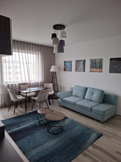 Apartament cu 2 camere semidecomandat în Băneasa